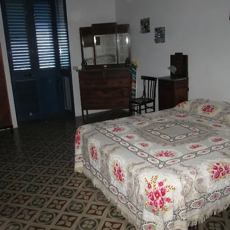 Apartment Pomelia