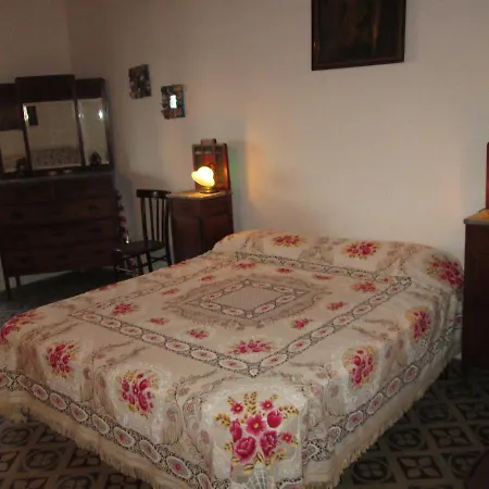 Pomelia Apartment